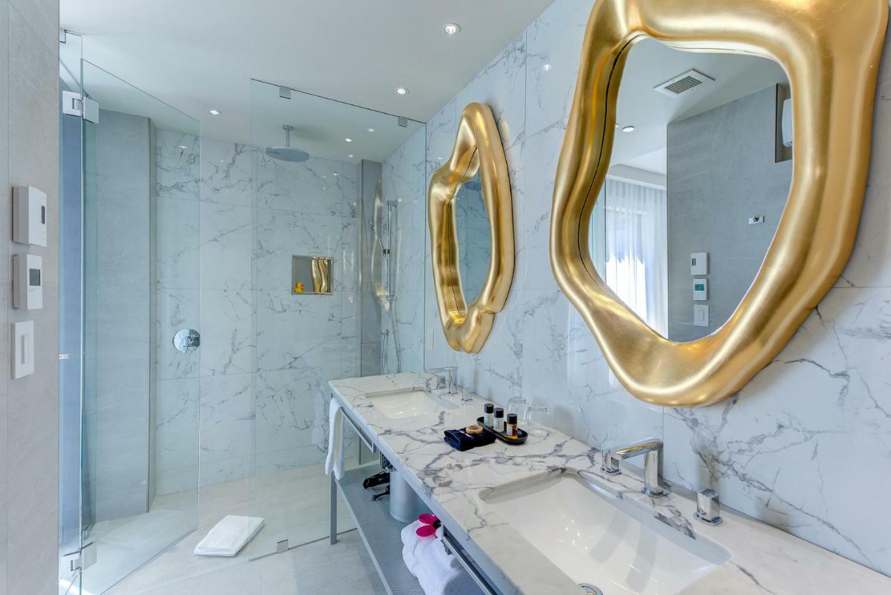 Monsieur Jean, Vieux Hotel 4*